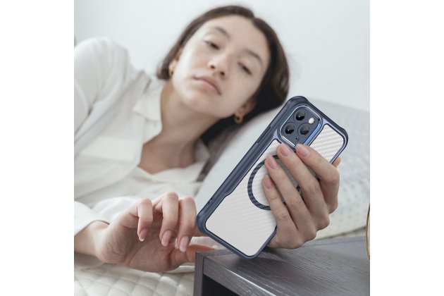 Магнитный чехол MyPads для Apple iPhone 11 Pro (Эпл Айфон 11 Про) с текстурой углеродного волокна